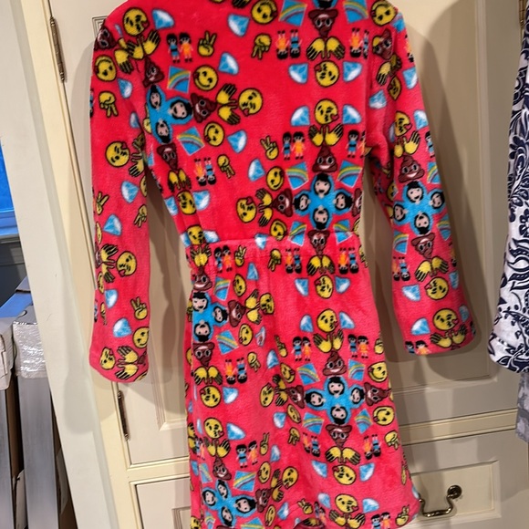 Candy Pink Fleece Bathrobe for girls Size 10/12 - Picture 6 of 7